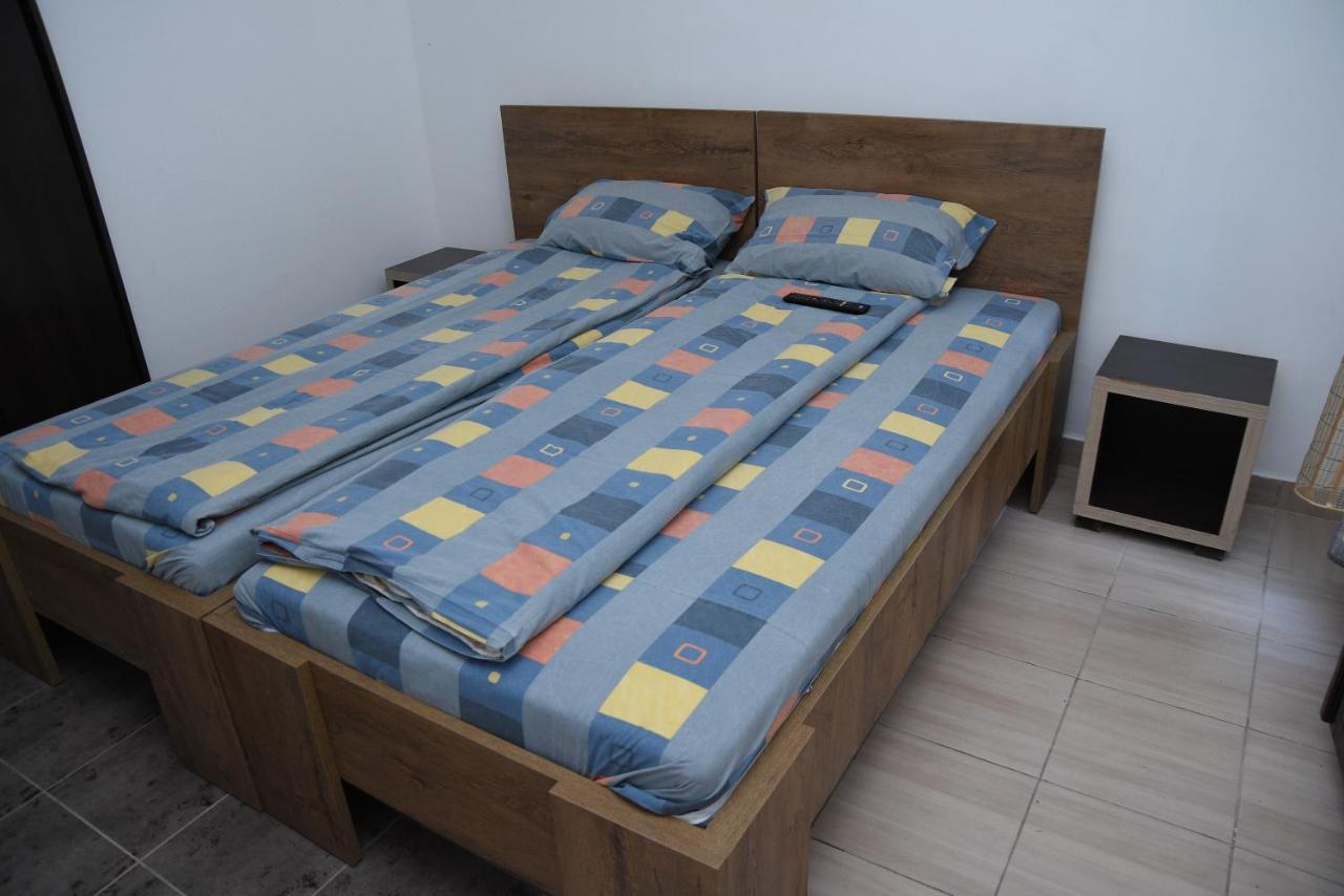 Bed and Breakfast Mm Narcis Vlasina Rid Exterior foto