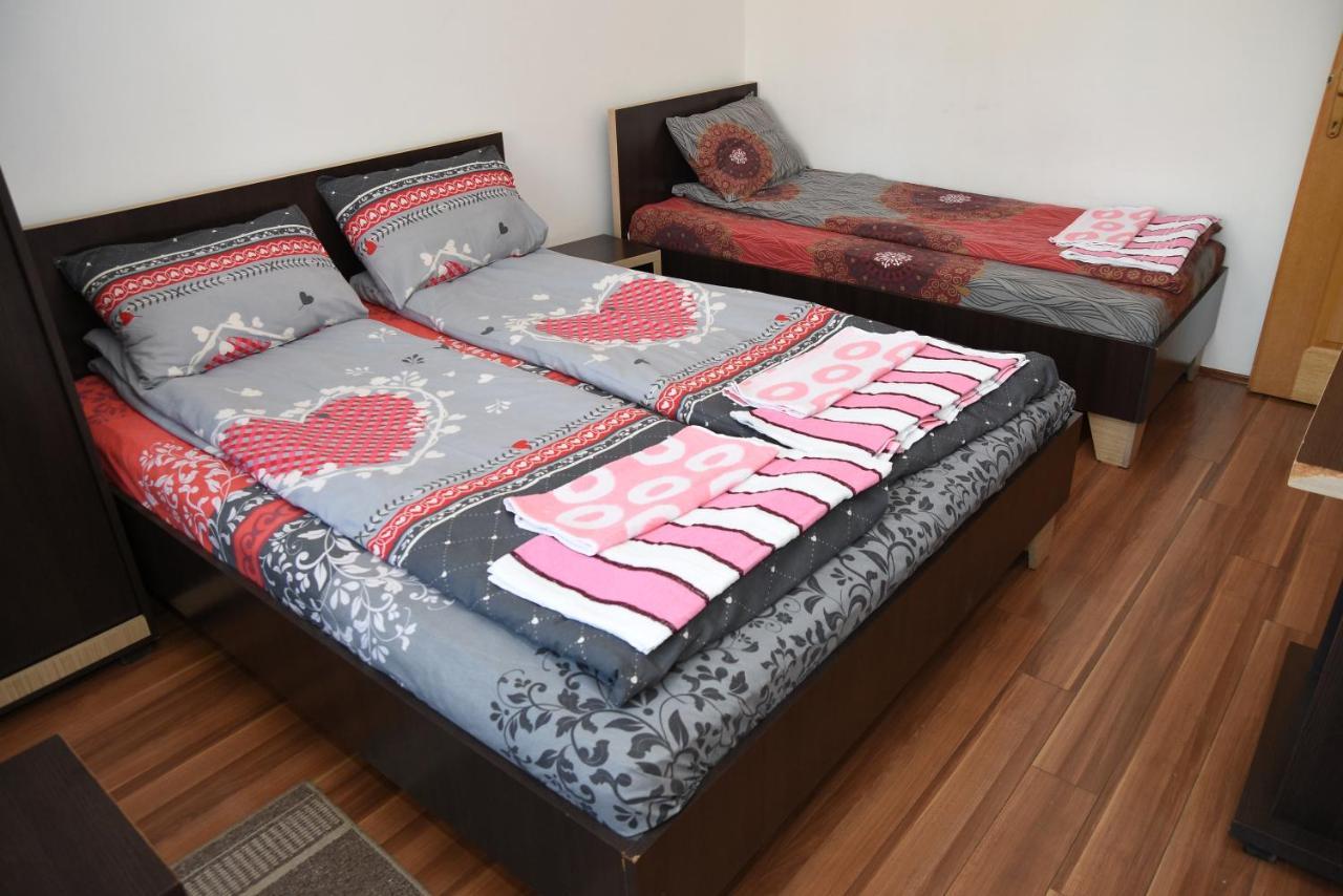 Bed and Breakfast Mm Narcis Vlasina Rid Exterior foto