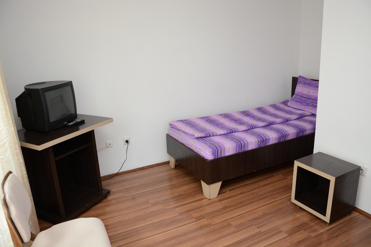 Bed and Breakfast Mm Narcis Vlasina Rid Exterior foto