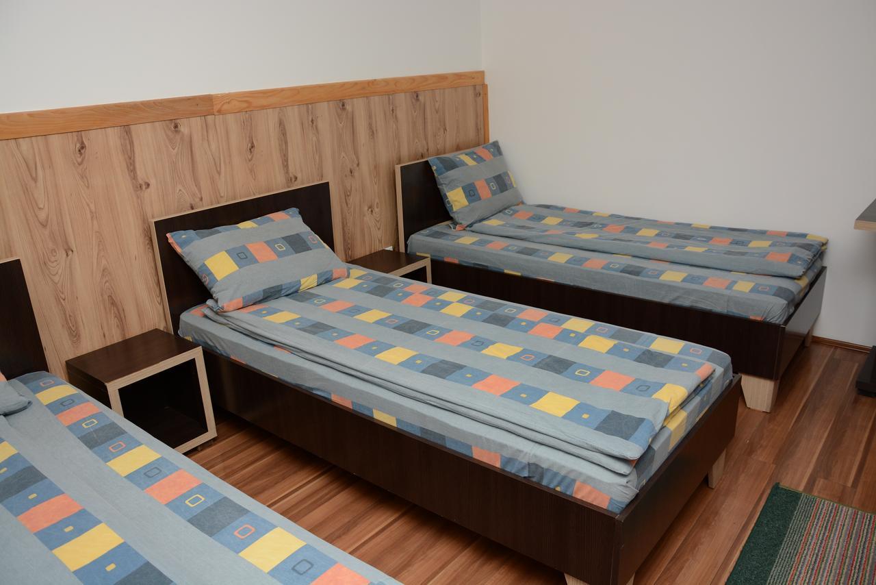 Bed and Breakfast Mm Narcis Vlasina Rid Exterior foto