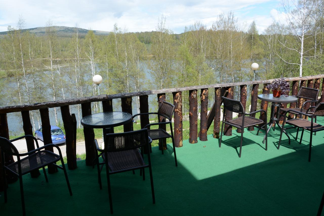 Bed and Breakfast Mm Narcis Vlasina Rid Exterior foto
