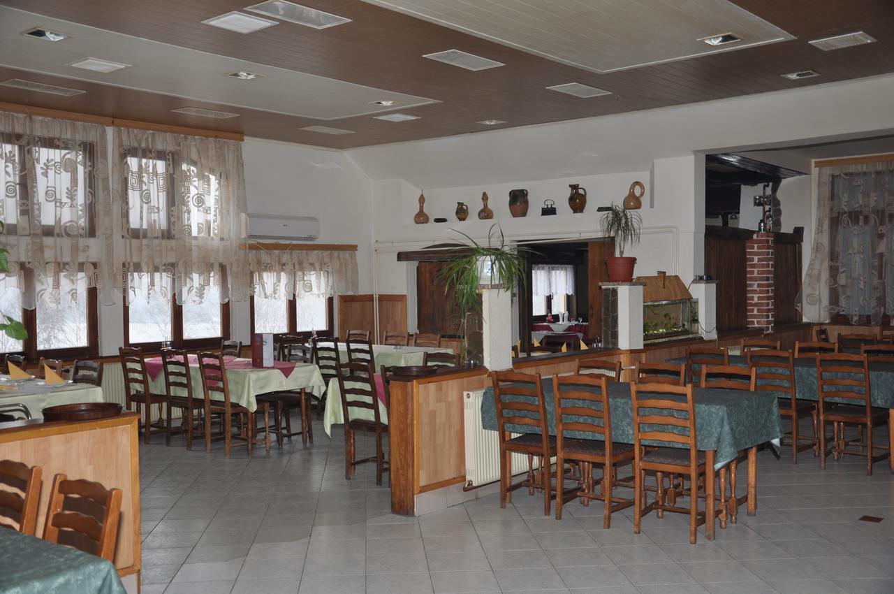 Bed and Breakfast Mm Narcis Vlasina Rid Exterior foto