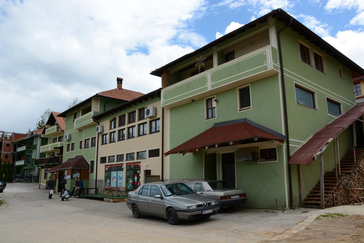 Bed and Breakfast Mm Narcis Vlasina Rid Exterior foto