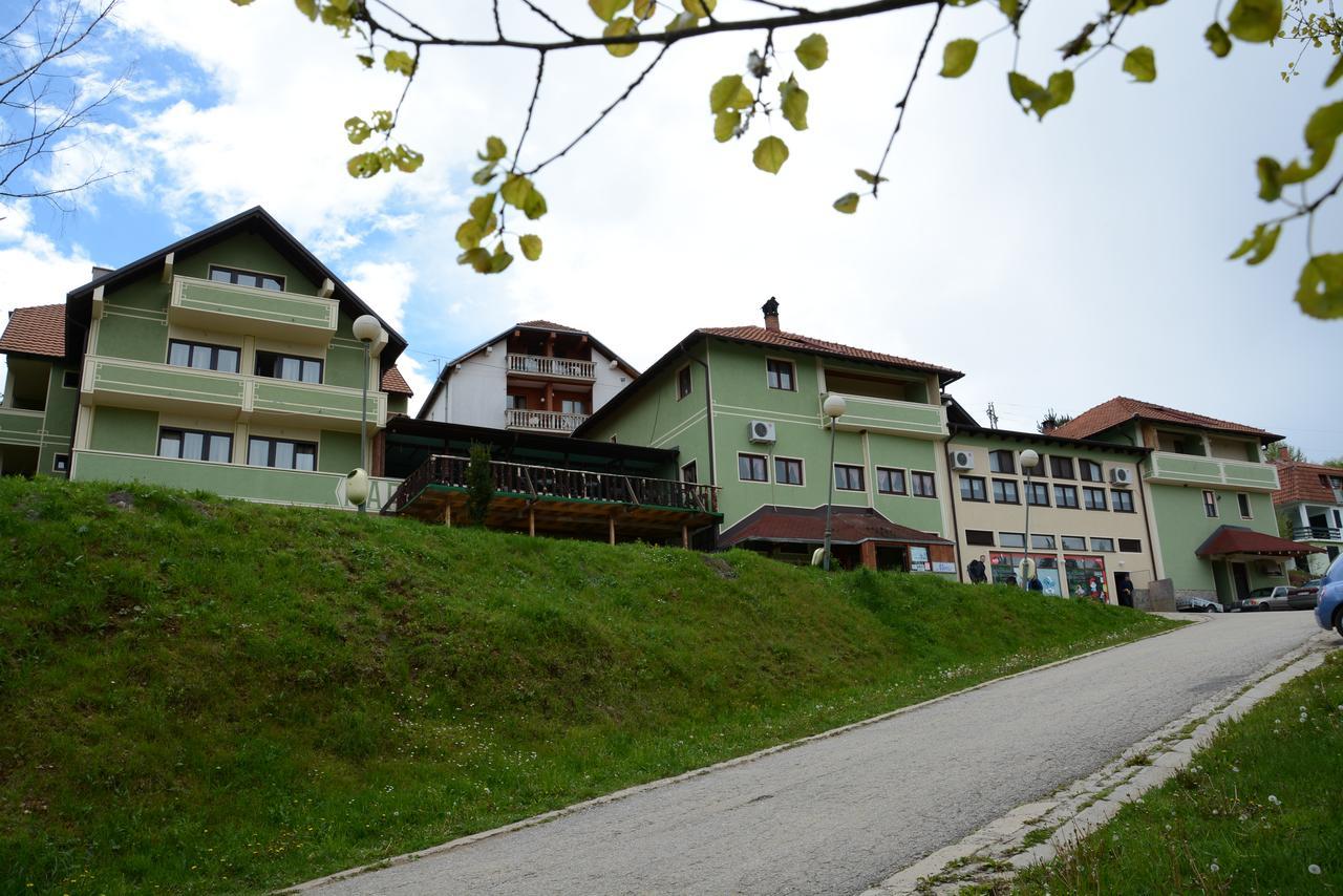 Bed and Breakfast Mm Narcis Vlasina Rid Exterior foto