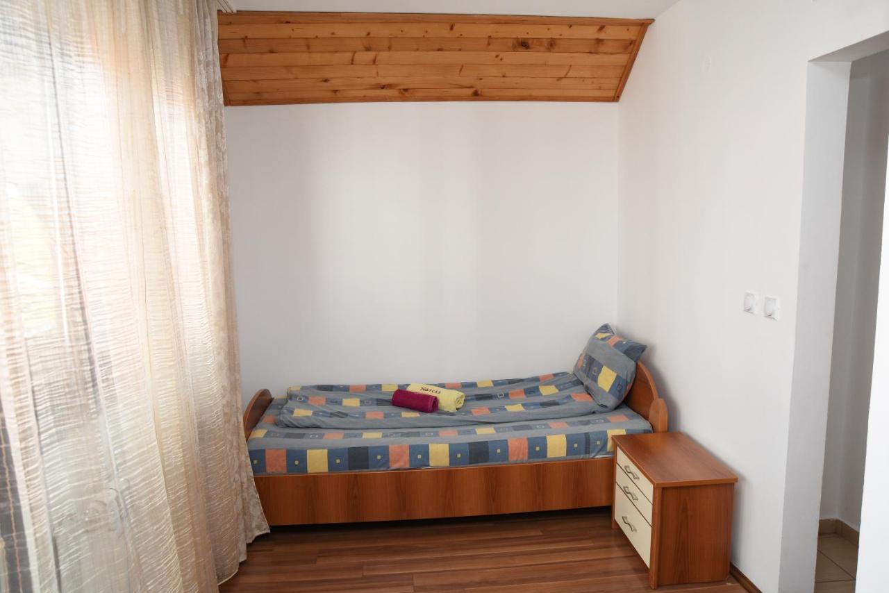 Bed and Breakfast Mm Narcis Vlasina Rid Exterior foto