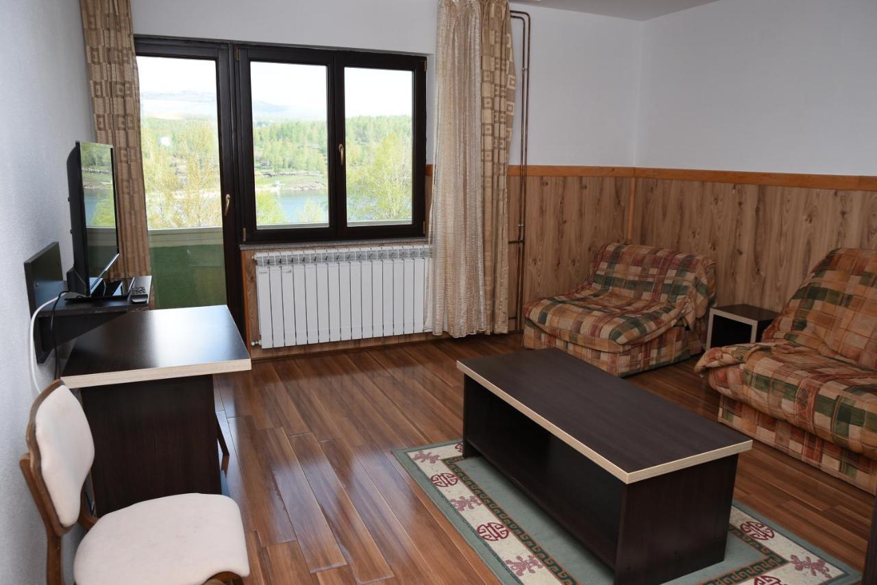 Bed and Breakfast Mm Narcis Vlasina Rid Exterior foto