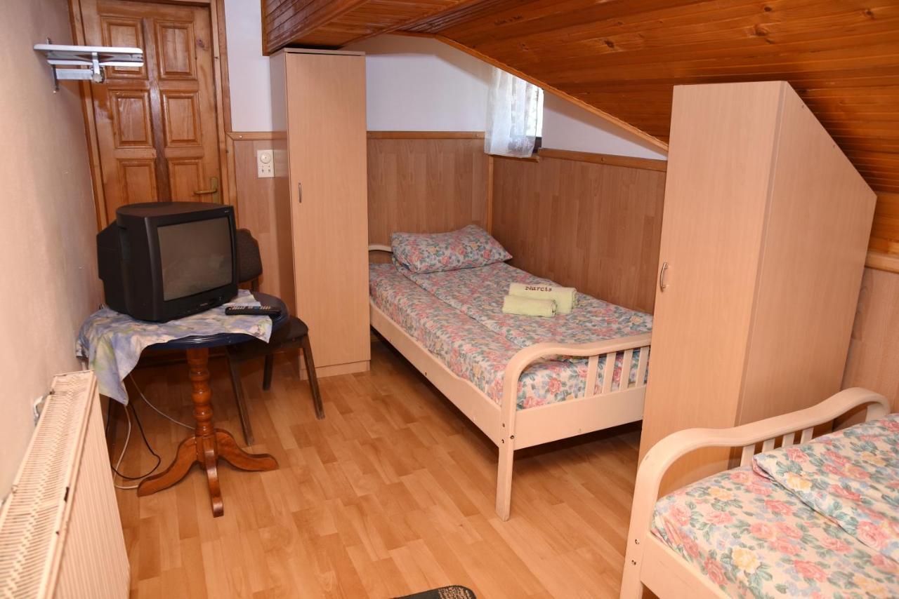 Bed and Breakfast Mm Narcis Vlasina Rid Exterior foto
