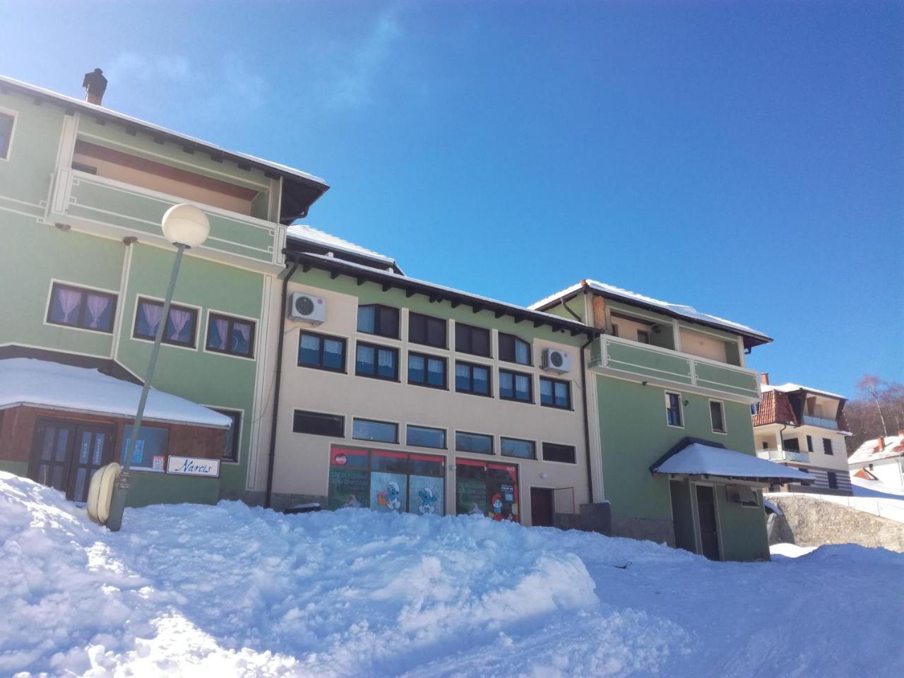 Bed and Breakfast Mm Narcis Vlasina Rid Exterior foto